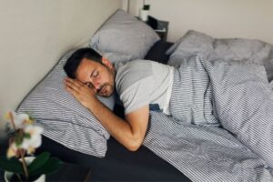 Bahaya Tidur Setelah Sahur Bikin Sambelit dan Mag