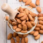 Kacang Almond: Cemilan Sehat untuk Jantung dan Kesehatan Otak